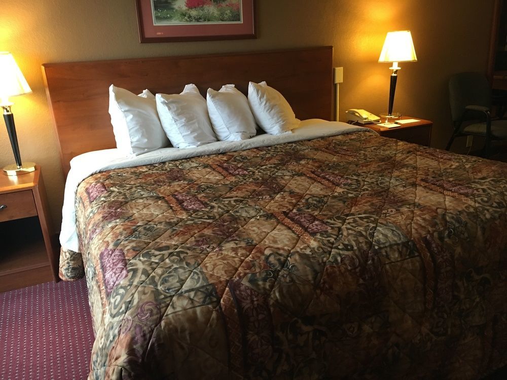 Med City Inn & Suites Rochester Mayo Clinic Area Zewnętrze zdjęcie