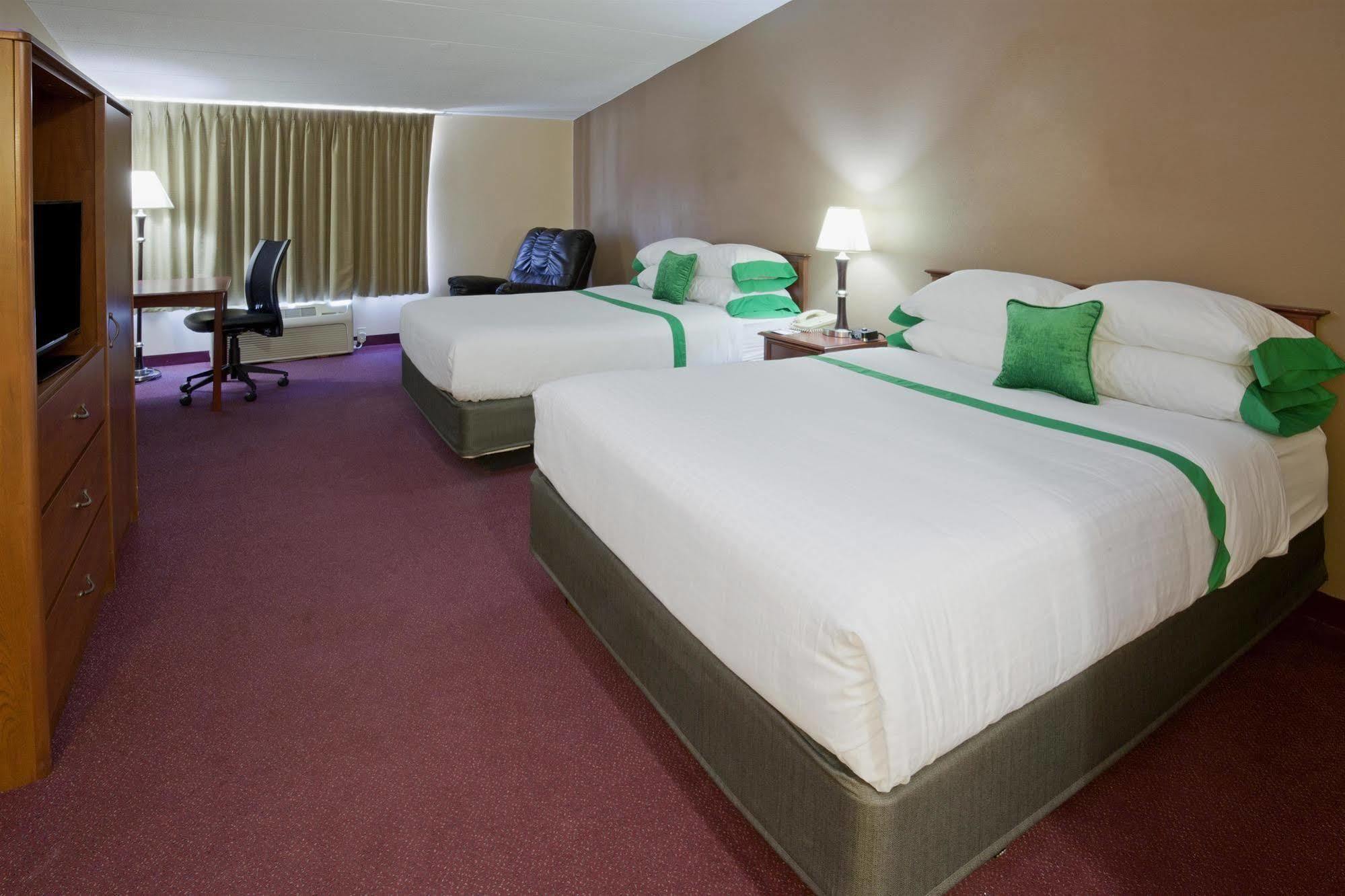 Med City Inn & Suites Rochester Mayo Clinic Area Zewnętrze zdjęcie