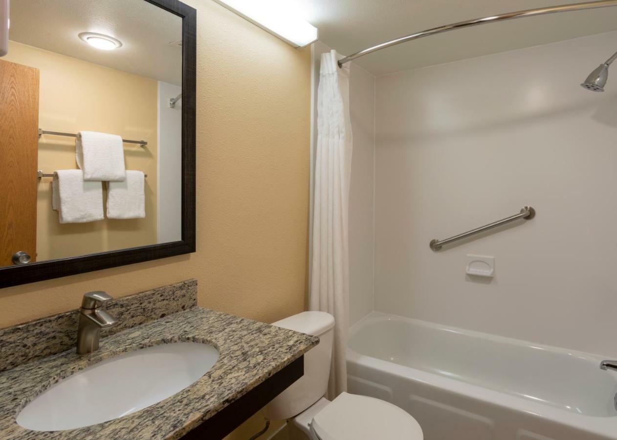 Med City Inn & Suites Rochester Mayo Clinic Area Pokój zdjęcie